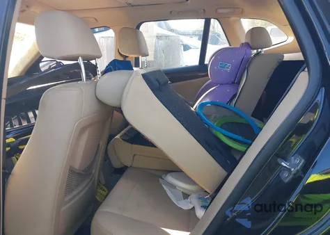 2014 BMW X1 xDrive28I from USA, damaged, VIN WBAVL1C55EVY10788